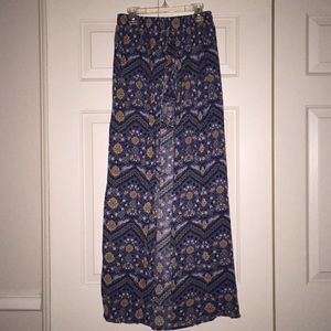 ILLA ILLA Maxi skirt
